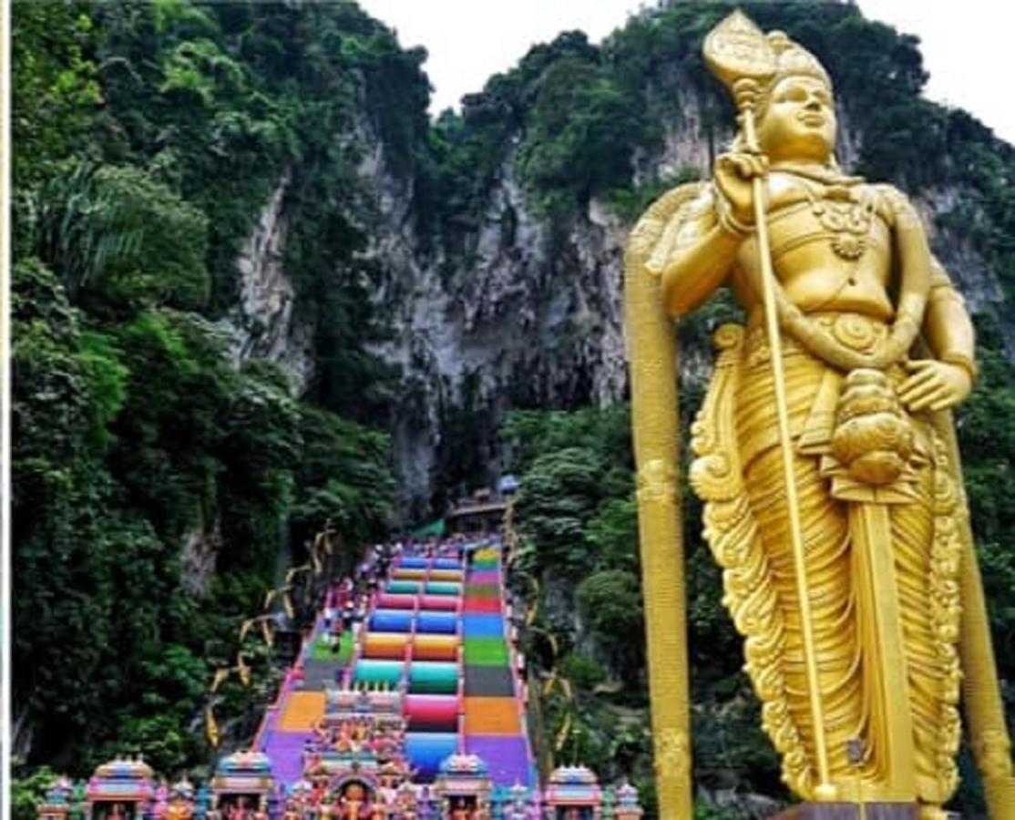 Kepong Homestay Selayang Batu Caves By Warm Home クアラルンプール エクステリア 写真